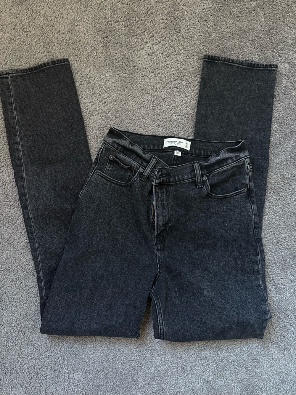 Abercrombie & Fitch Women's Charcoal Skinny Jeans